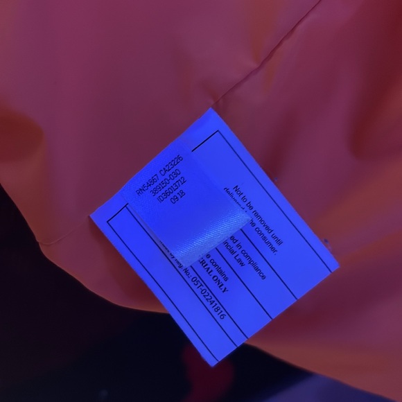 RARE HTF PINK VICTORIAS SECRET ORANGE LOGO 2018 FASHION SHOW PUFFER JACKET - Picture 7 of 11